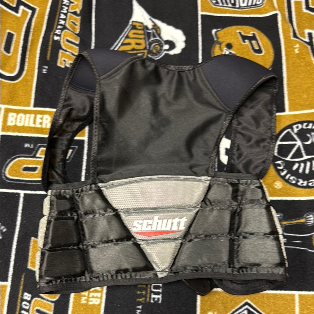 Boys M - Schutt Black and Gray Football Shoulder Pads
